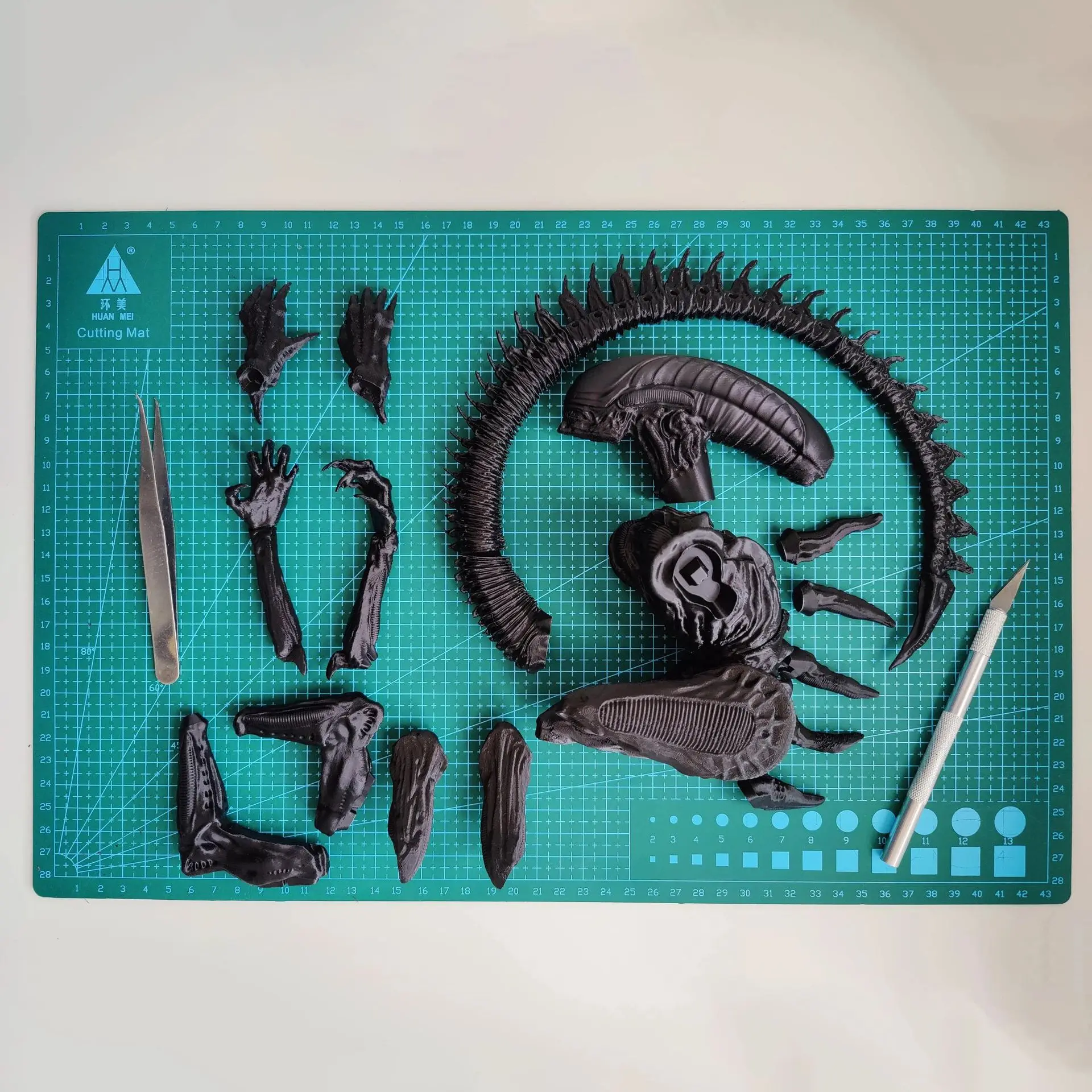 In Stock Alien Romulus Figure  - Xenomorph Kids Toys ulasan dan harga